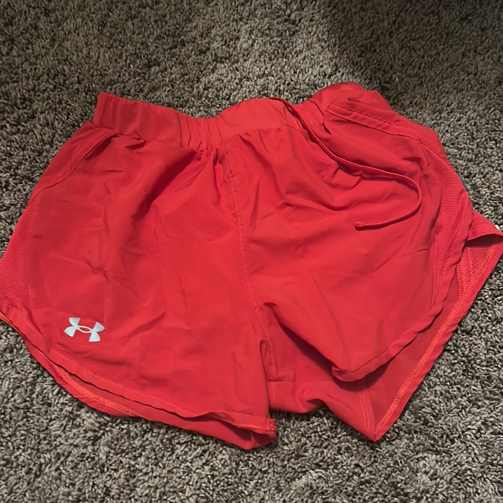 red under armpit shorts